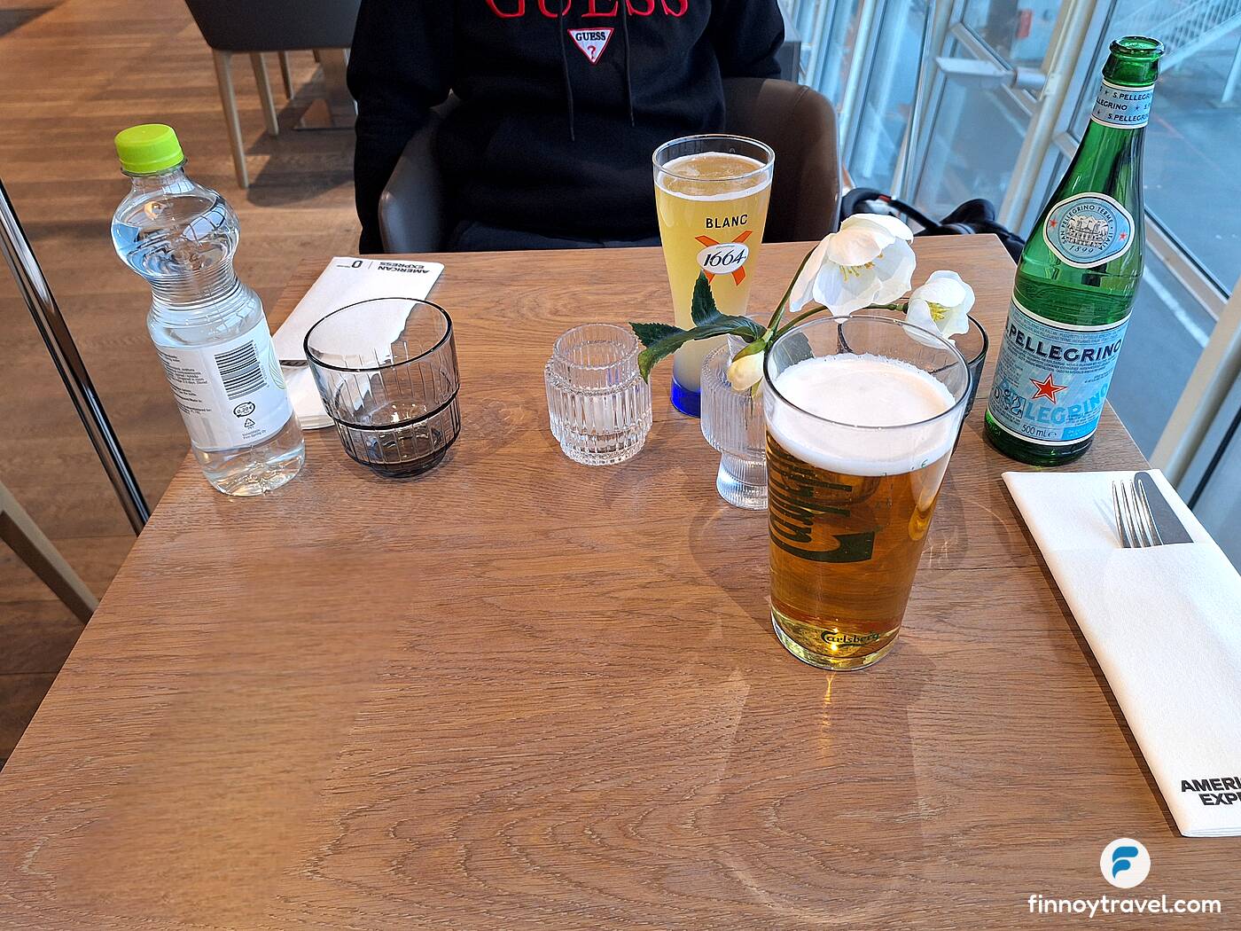 Beverage Service at Pier Zero